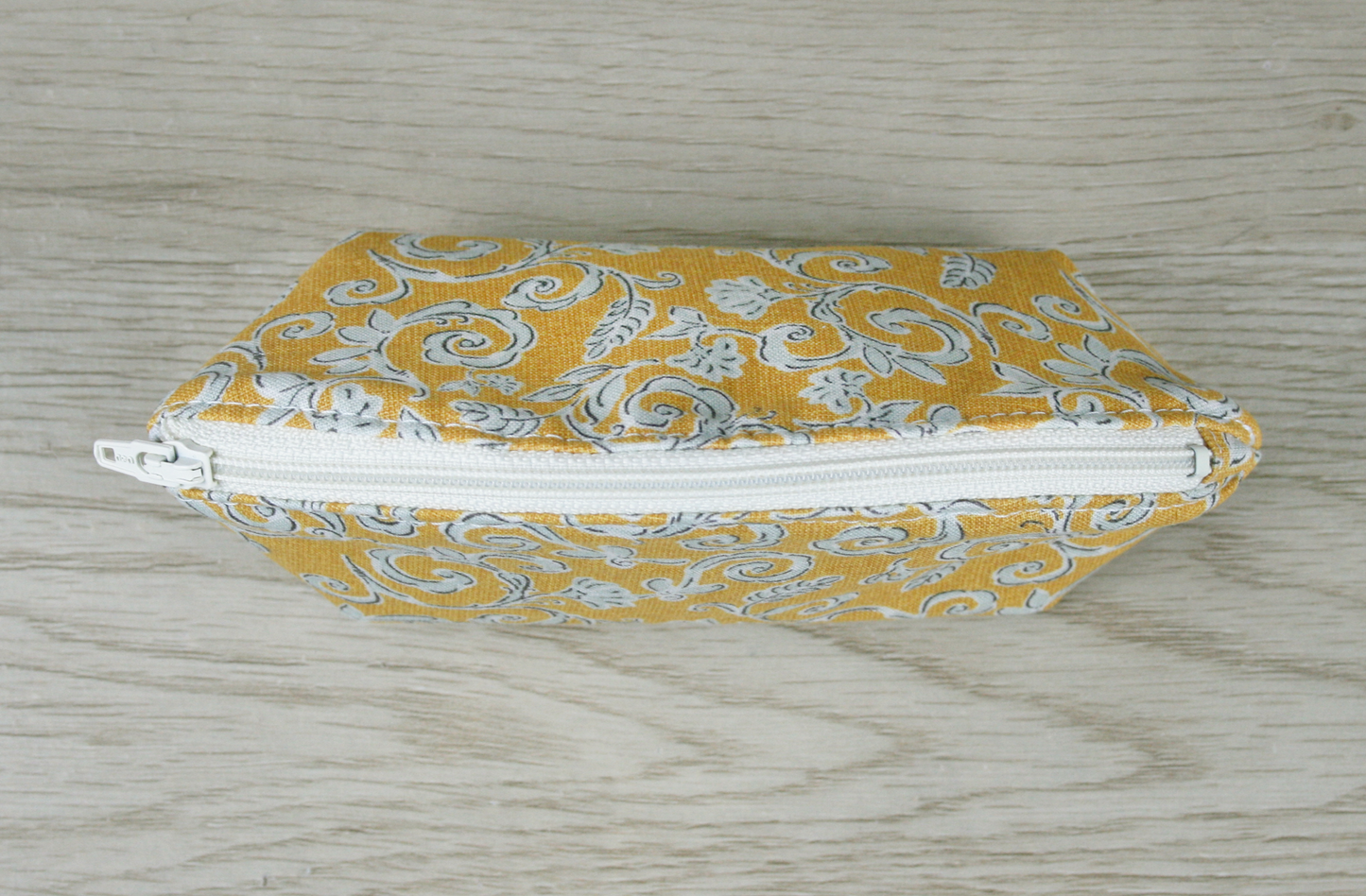 The Laura Mini Pouch - Old World Scrolls