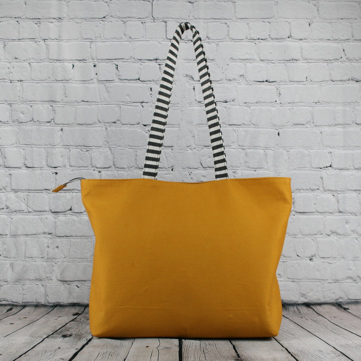 The Felix Tote - Taxi