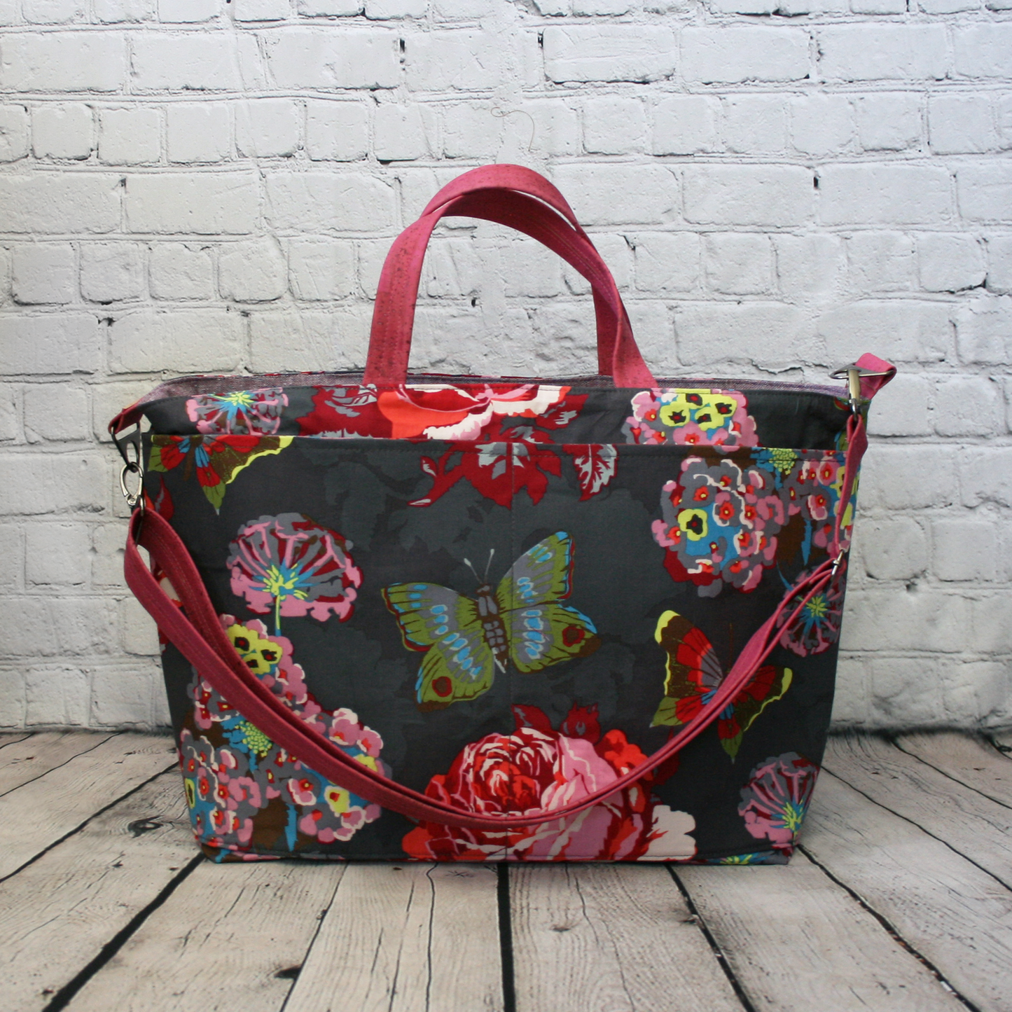 The Caroline Tote - Shadow Garden