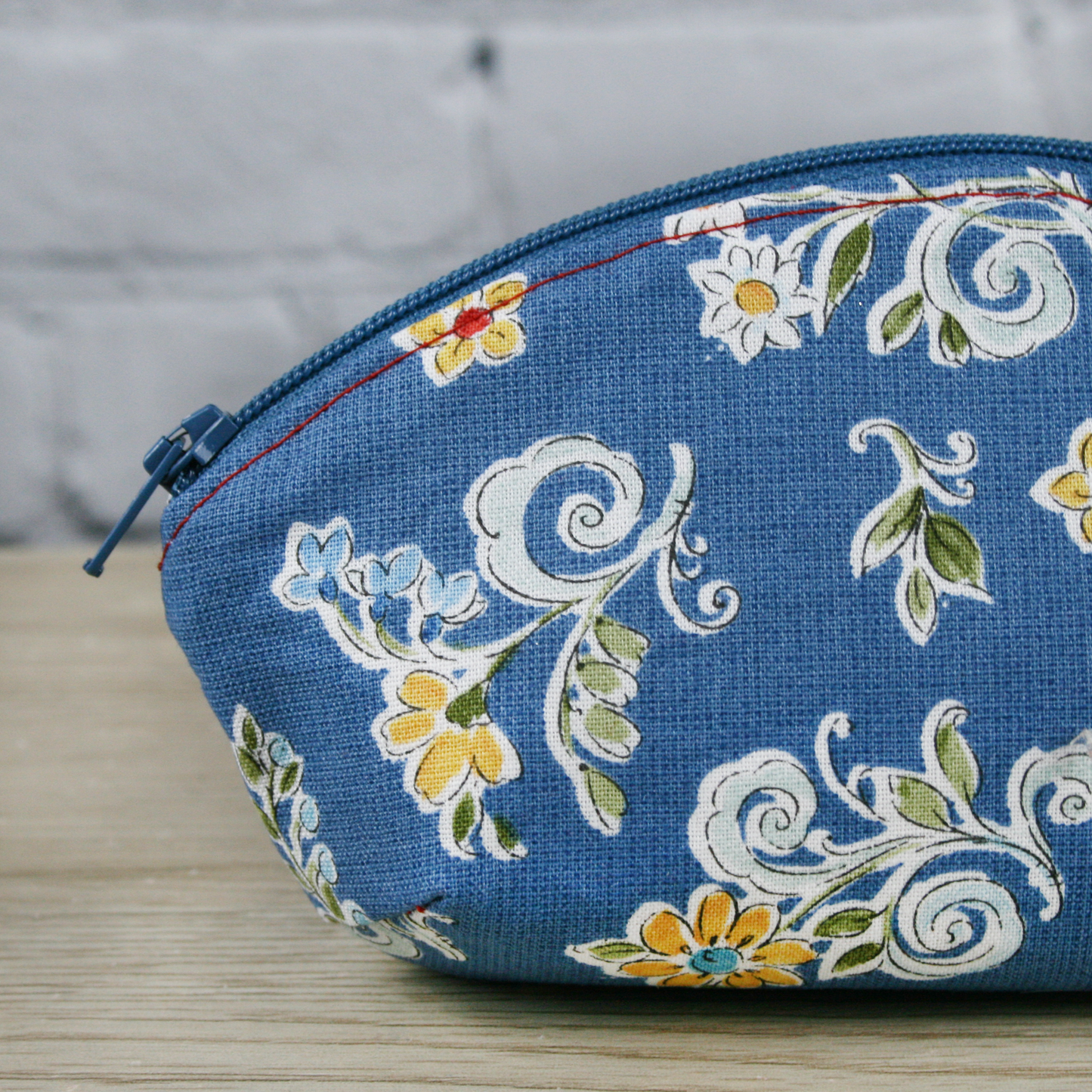 The Laura Mini Pouch - Country Picnic