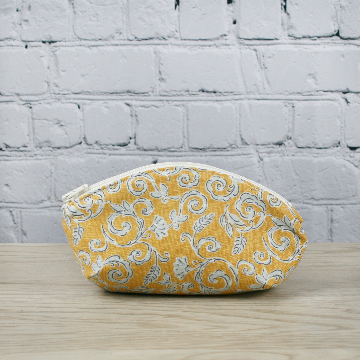 The Laura Mini Pouch - Old World Scrolls