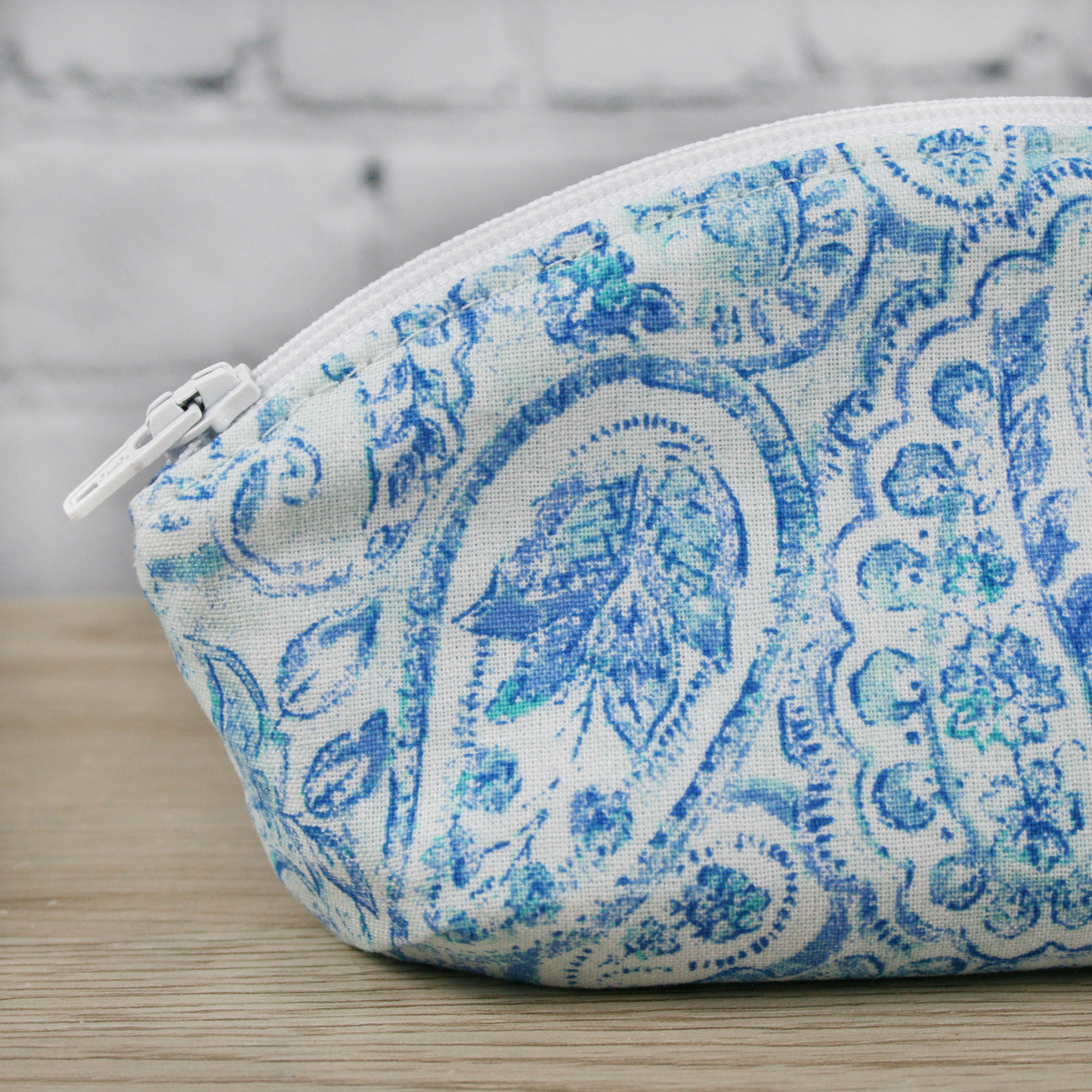 The Laura Mini Pouch - Blue Paisley