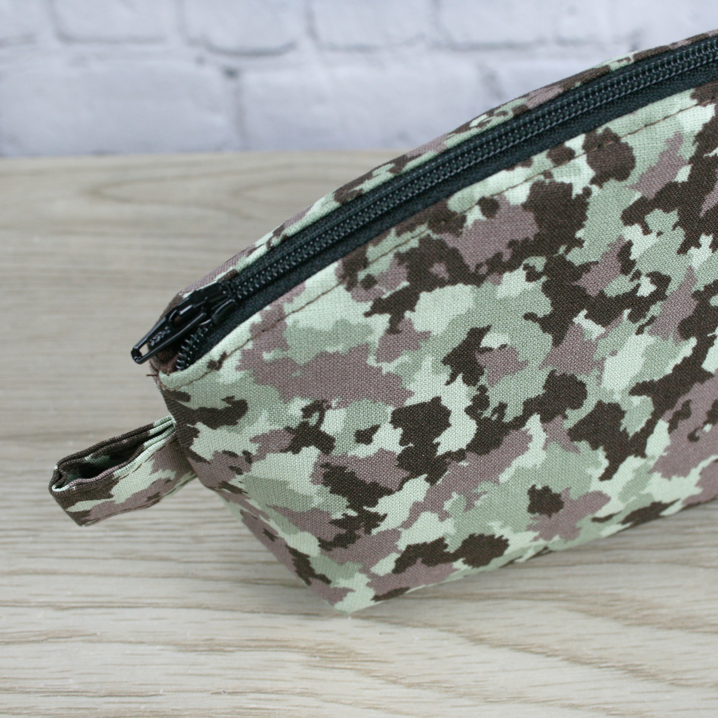 The Laura Pouch - Camo