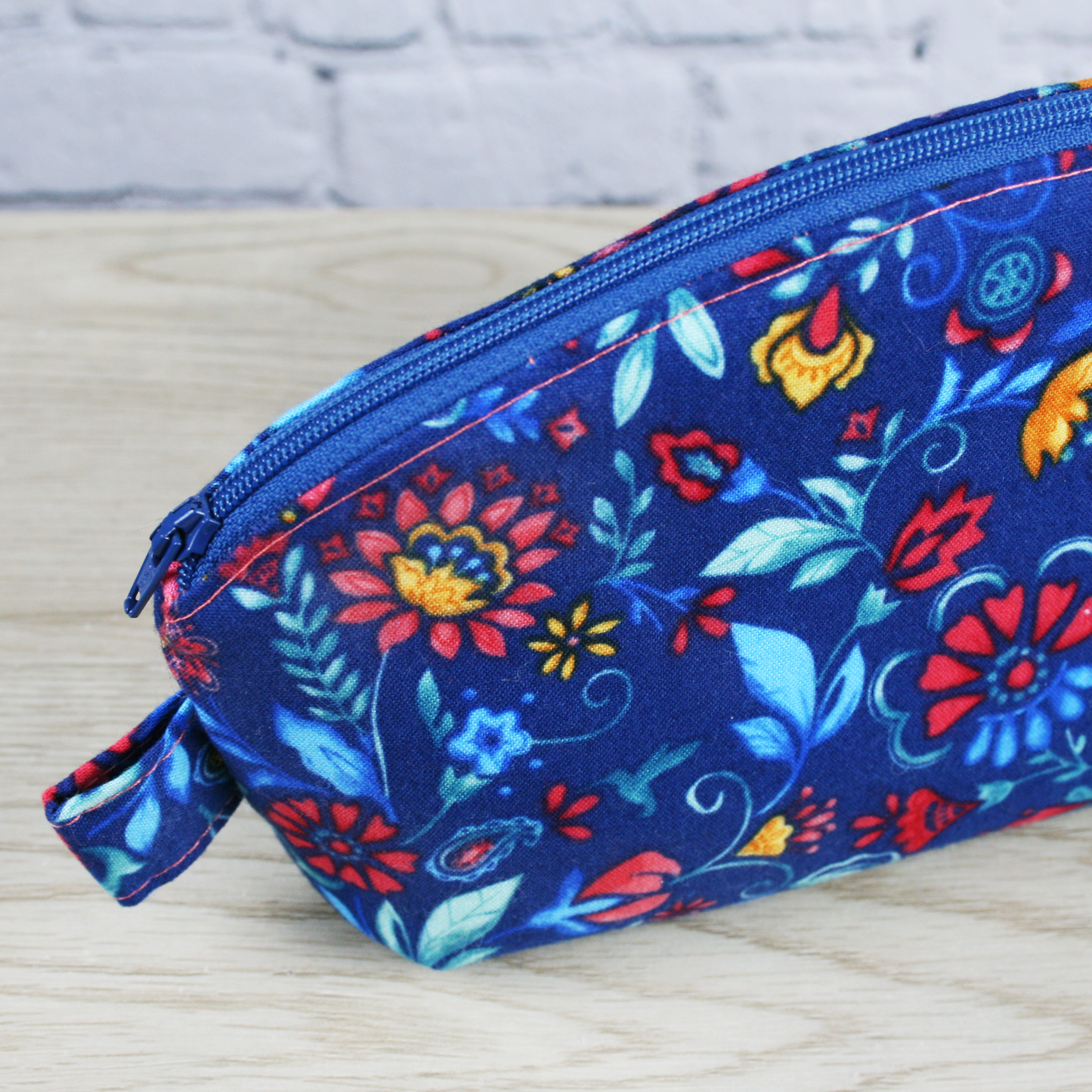 The Laura Pouch - Czech Floral