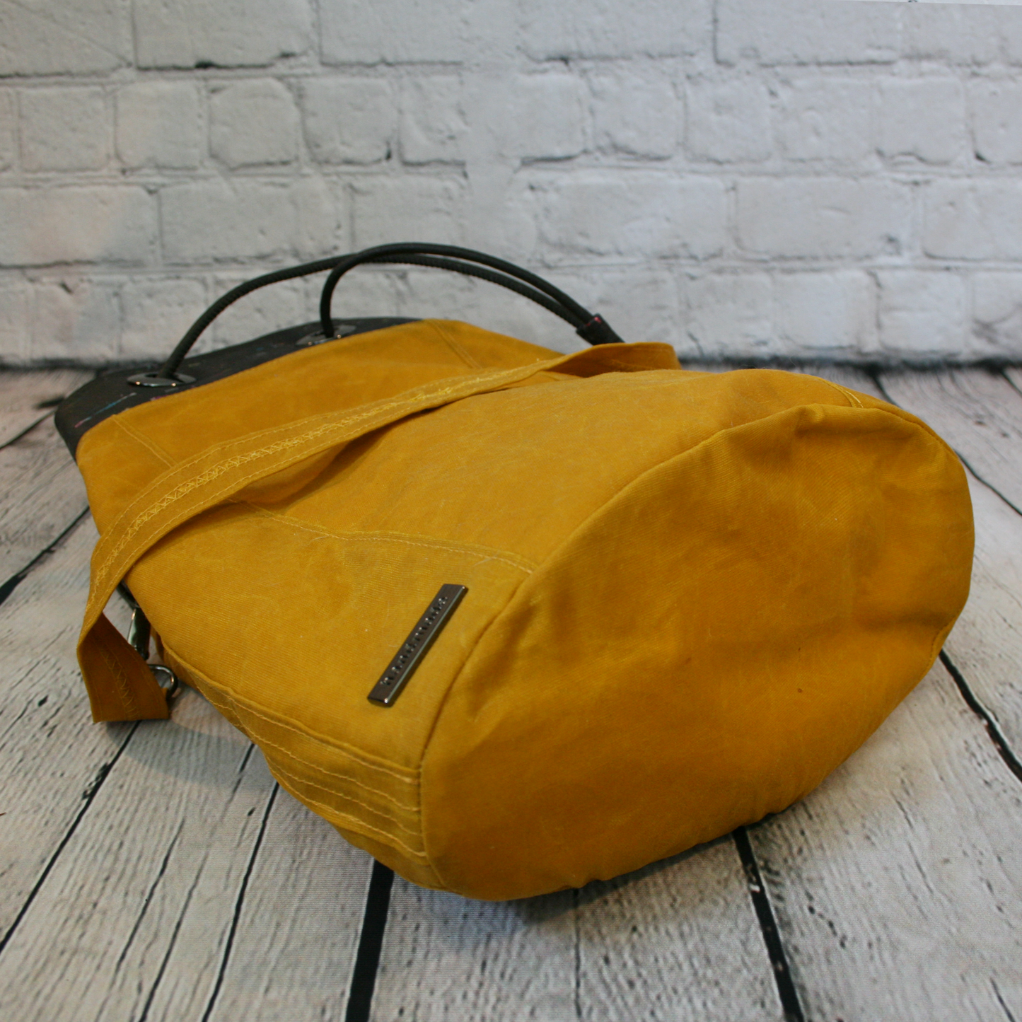 The Lizzy Bucket Bag - Marigold