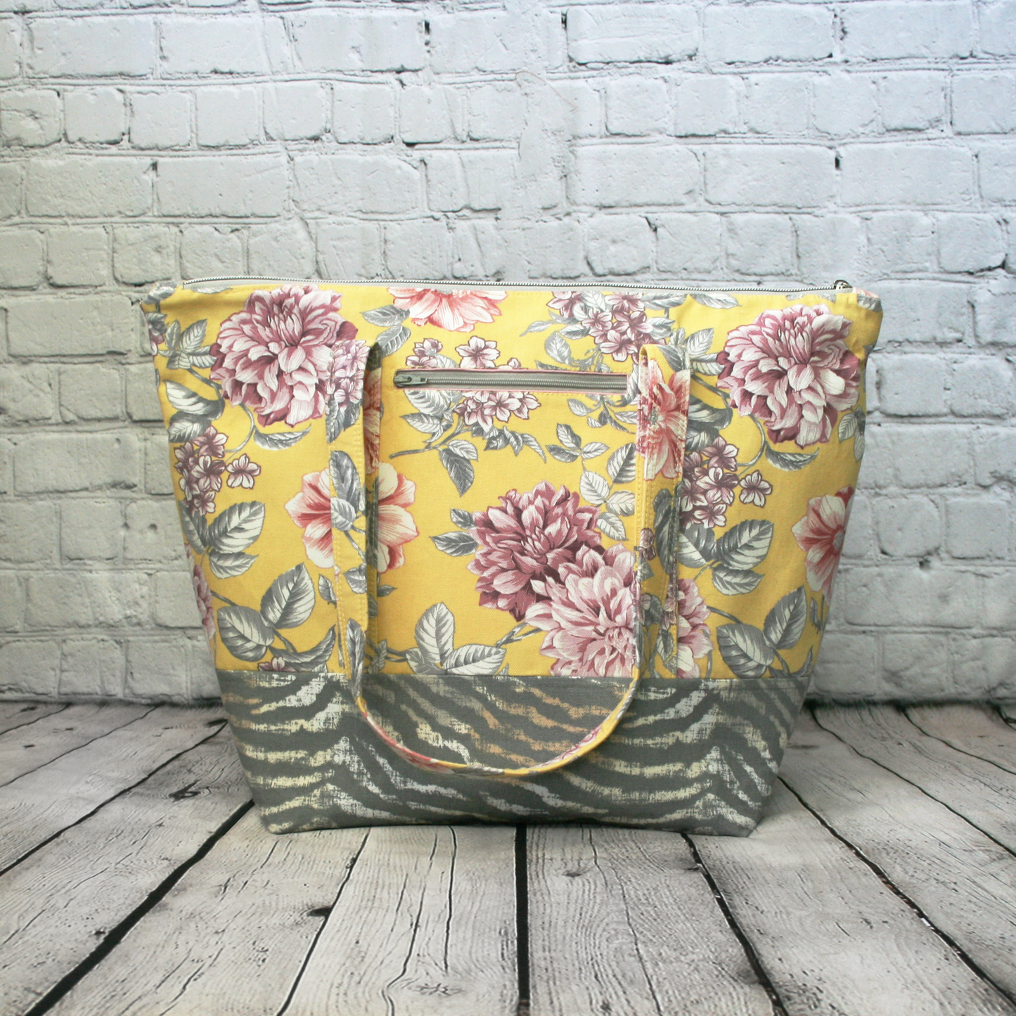 The Charlotte Tote - Tiger Floral