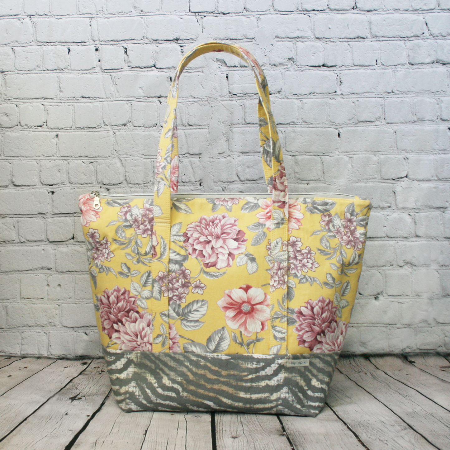 The Charlotte Tote - Tiger Floral